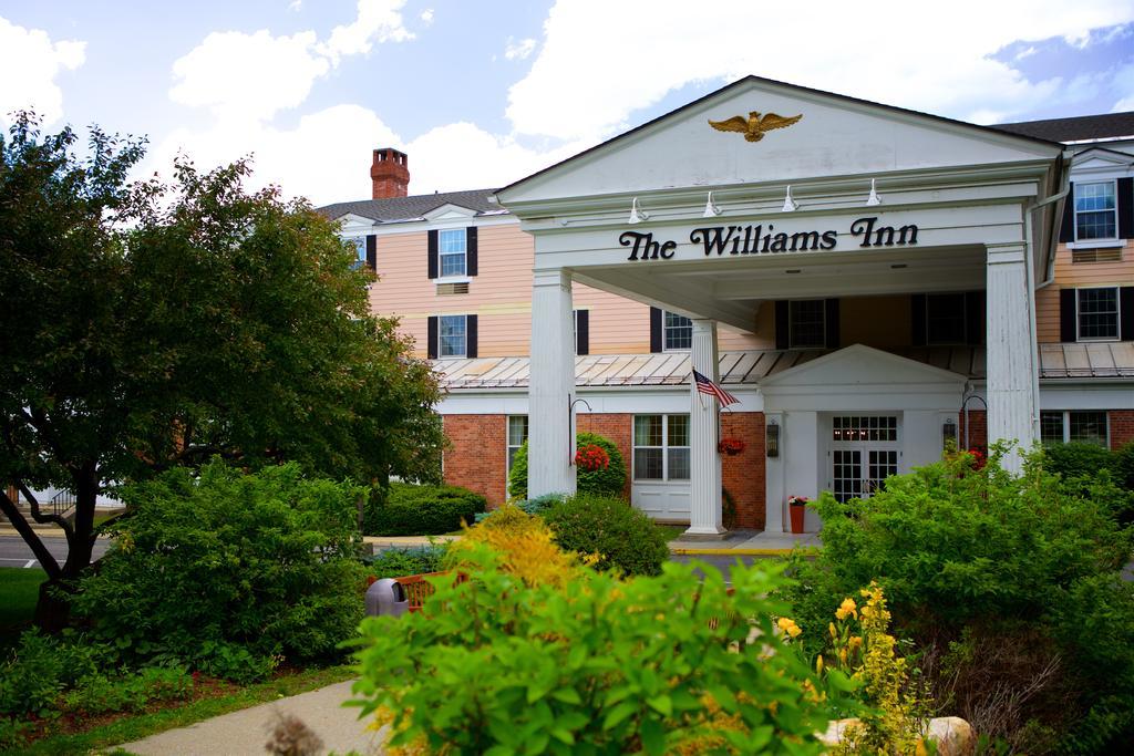 The Williams Inn Williamstown Exterior photo